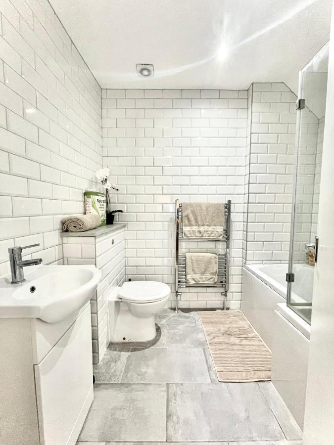 Fidelity Ocean Themed Luxury Brighton